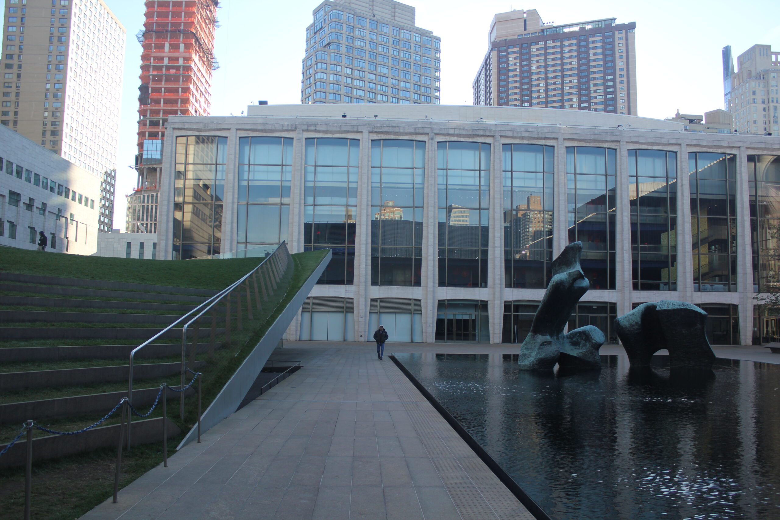 Lincoln Center seating guide with David Geffen Hall and Hearst Plaza on the Upper West Side