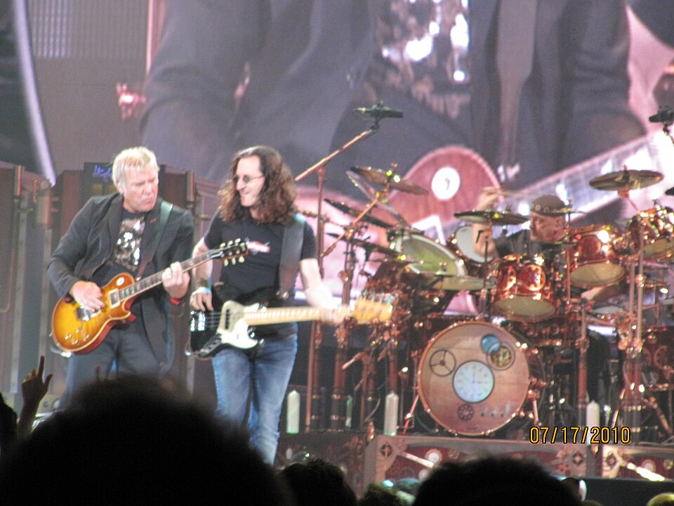 RUSH performing live for the RUSH Madison Square Garden concert guide