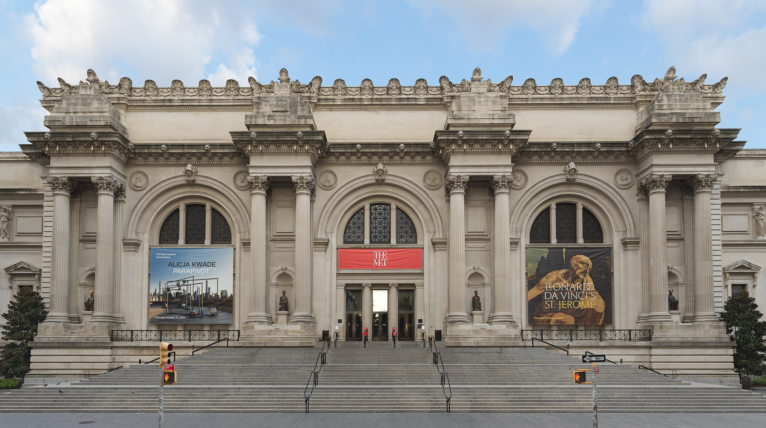 The Metropolitan Museum of Art entrance façade in Manhattan, New York City