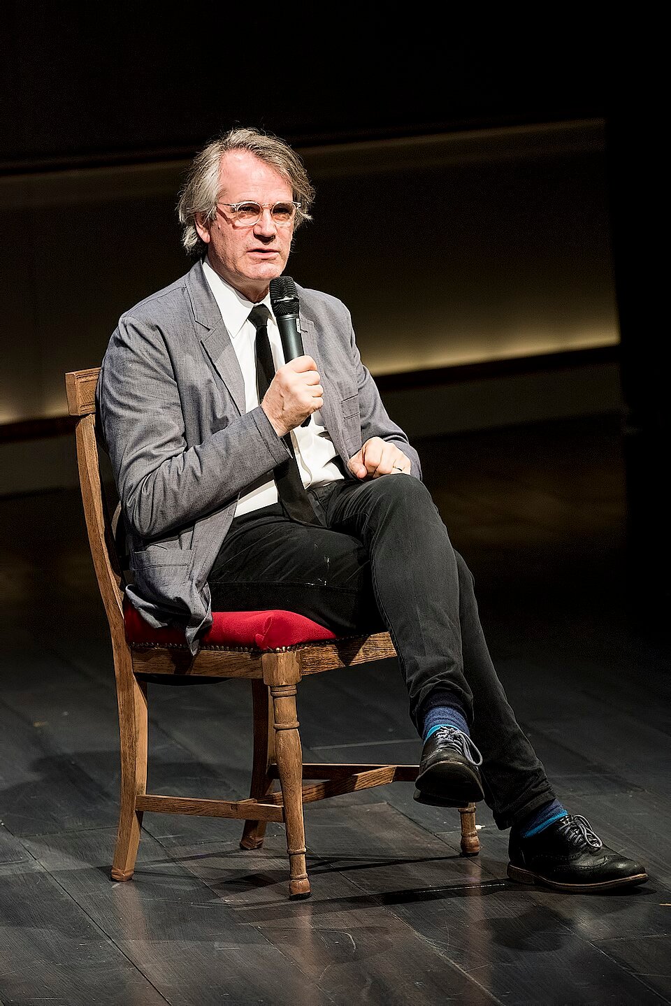 Bartlett Sher, director of DOLLY: A True Original Musical on Broadway