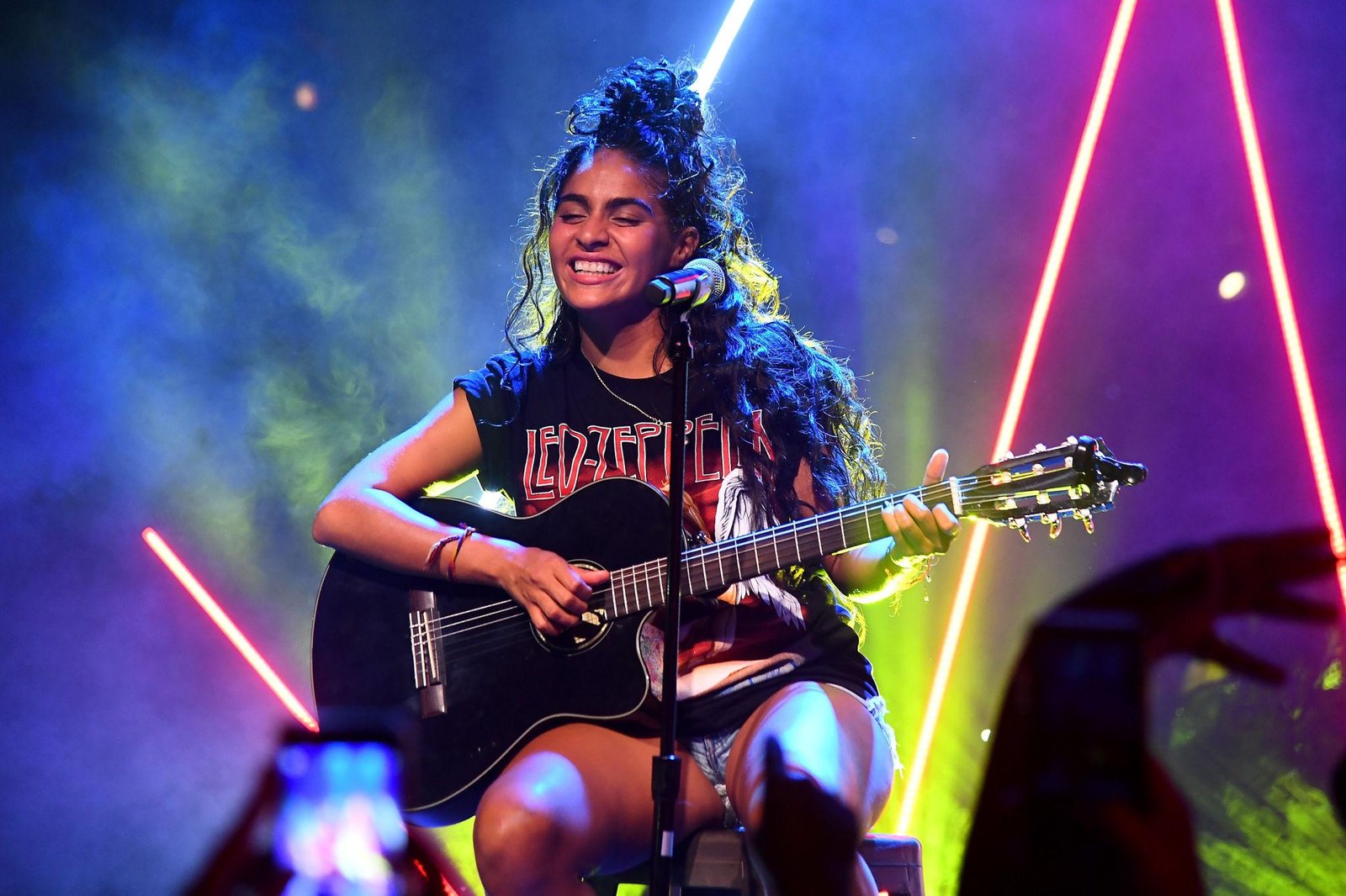 Jessie Reyez performing live in concert in Brooklyn, New York